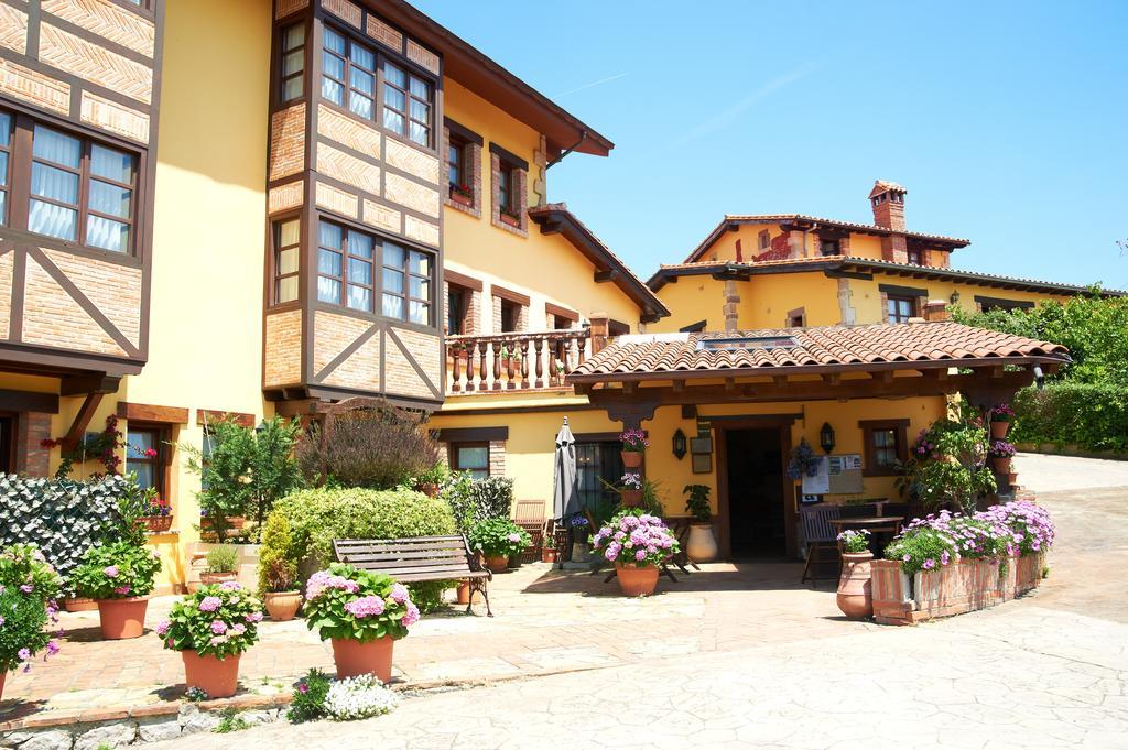 Hotel La Solana Montanesa à Comillas Extérieur photo